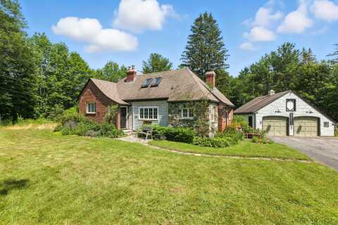 137 Middle Road, Cumberland, ME 04021