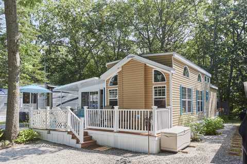 1 Robinson Way, Kennebunk, ME 04043