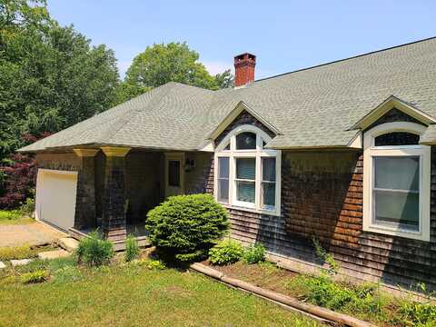 6 Percys Pocket Road, Northport, ME 04849