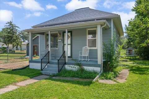 822 Lawrence Street, Belle Fourche, SD 57717