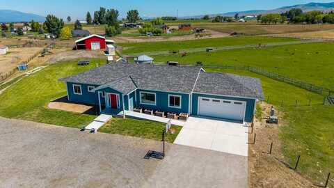 1212 Winners Circle Lane, Corvallis, MT 59828