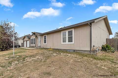 213 ABILENE LOOP, Burns, WY 82053