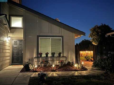 2132 Rock Pass Pl, Martinez, CA 94553