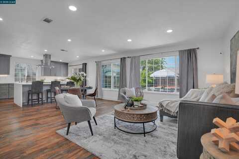 5438 Scenic Ave, Livermore, CA 94551