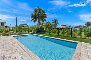 131 Gulf Island, FORT MYERS BEACH, FL 33931
