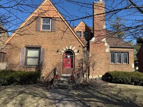 229 East Avenue, Park Ridge, IL 60068