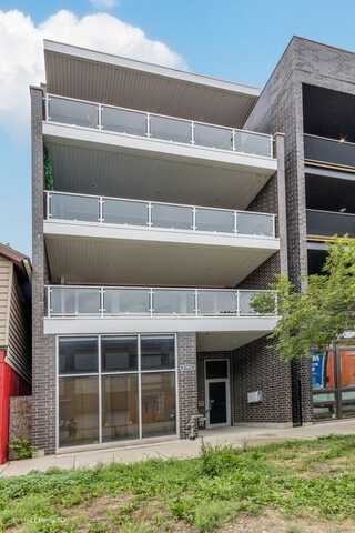 2740 W Chicago Avenue, Chicago, IL 60622