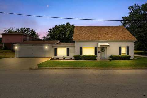 921 Garfield Street, Lockport, IL 60441