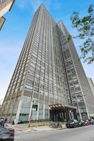 655 W Irving Park Road, Chicago, IL 60613