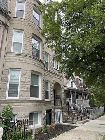 2233 W Washington Boulevard, Chicago, IL 60612