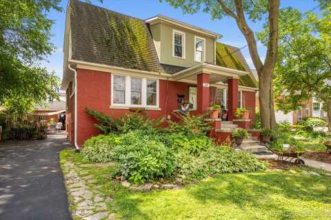 285 Hill Avenue, Glen Ellyn, IL 60137