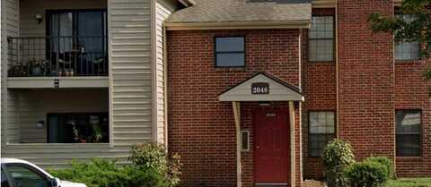 2048 N Rand Road N, Palatine, IL 60074