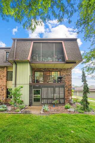 9197 North Road, Palos Hills, IL 60465
