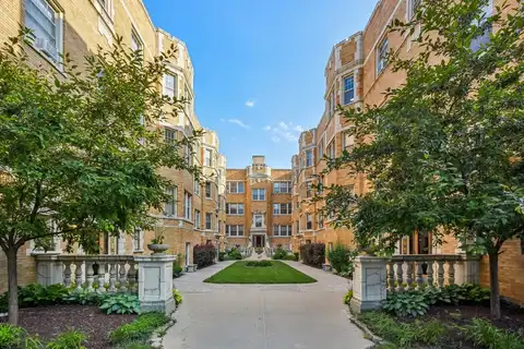 247 Washington Boulevard, Oak Park, IL 60302