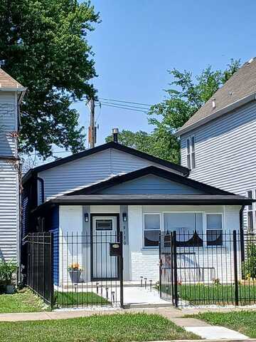 9130 S Greenwood Avenue, Chicago, IL 60619
