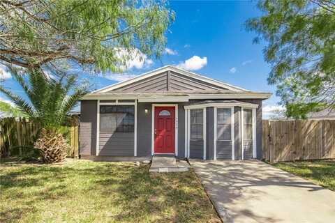 1717 Triple Crown Drive, Corpus Christi, TX 78417