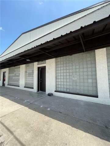 213 S Rachal Street, Sinton, TX 78387