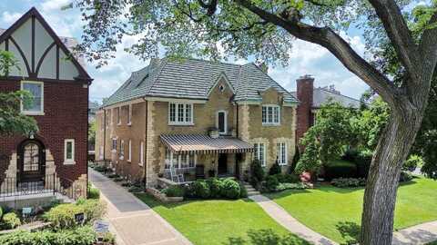 1104 Fair Oaks Avenue, Oak Park, IL 60302