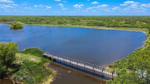 767 Toquiny Lane, Carrizo Springs, TX 78834