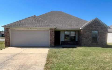 3833 REMINGTON DR., Jonesboro, AR 72404