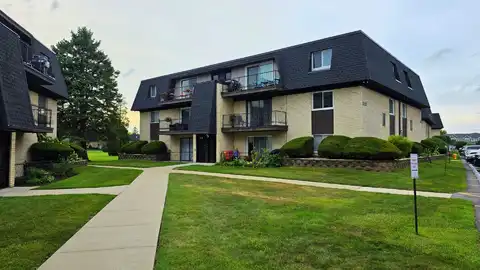 11123 S 84th Avenue, Palos Hills, IL 60465
