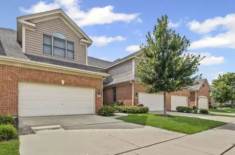 3733 King George Lane, Saint Charles, IL 60174