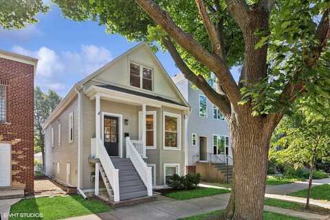2839 N Christiana Avenue, Chicago, IL 60618