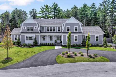 14 Willow Circle, Mashpee, MA 02649