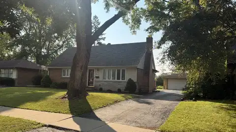 8937 Southfield Drive, Bridgeview, IL 60455