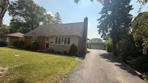 8937 Southfield Drive, Bridgeview, IL 60455