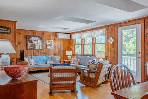 50 Massasoit Road, Wellfleet, MA 02667