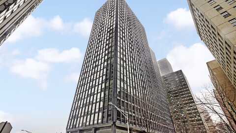 910 N Lake Shore Drive, Chicago, IL 60611