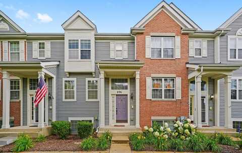 896 Clover Lane, Pingree Grove, IL 60140