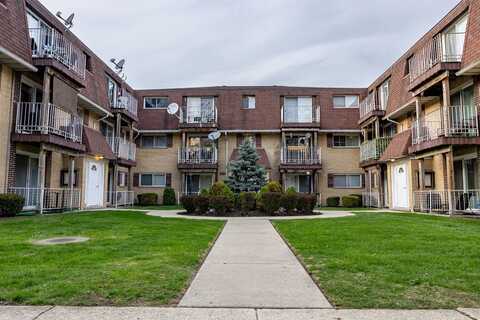 8538 W Catherine Avenue, Chicago, IL 60656