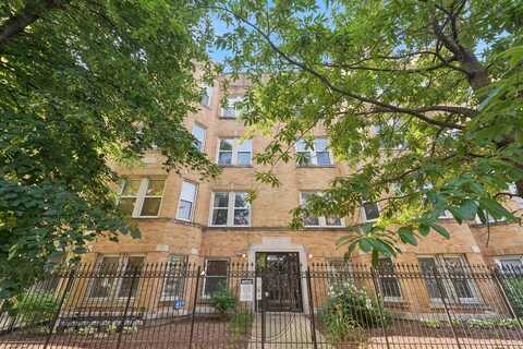 3561 W Lyndale Street, Chicago, IL 60647