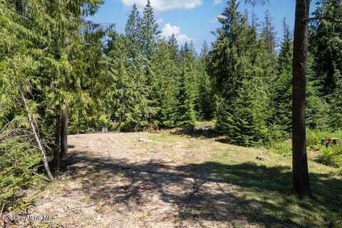 131 Whispering Pines Rd, Sagle, ID 83860