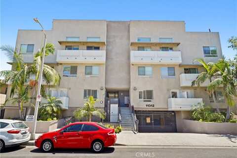 11312 Huston Street, North Hollywood, CA 91601
