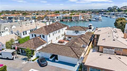 11 Harbor Island, Newport Beach, CA 92660