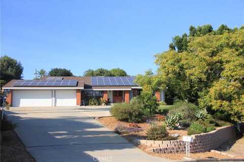 520 Woodland Hills Drive, Escondido, CA 92029