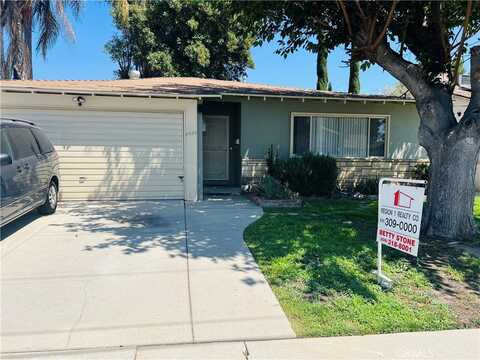 8954 Chimineas Avenue, Northridge, CA 91325