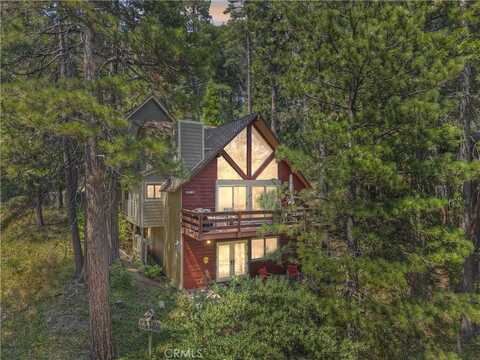 27380 Oakwood Drive, Lake Arrowhead, CA 92352