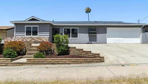 9352 Carlton Hills Blvd, Santee, CA 92071