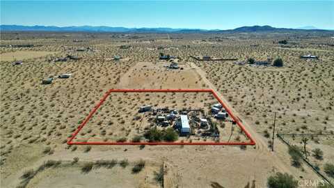 1825 Noble Way, Landers, CA 92285