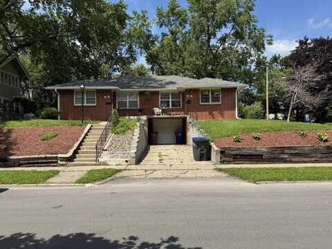 3601 Kingman Boulevard, Des Moines, IA 50311