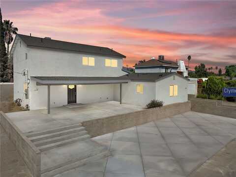11062 Oneida Avenue, San Fernando, CA 91340