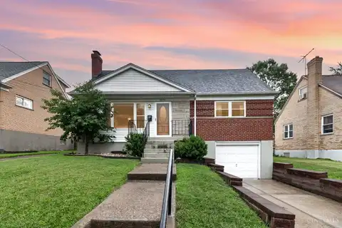 3650 Edgebrook Drive, Green, OH 45248
