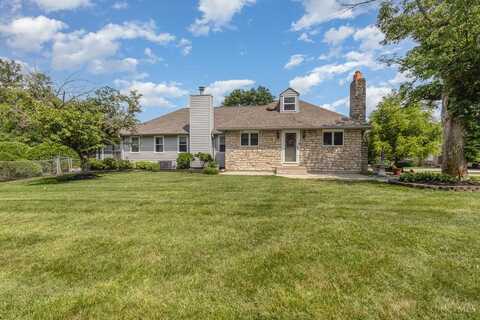 10404 Willow Drive, Symmes Twp, OH 45140