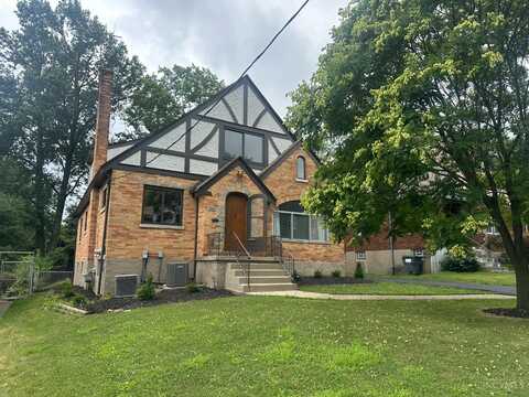 5053 Casa Loma Boulevard, Green, OH 45238