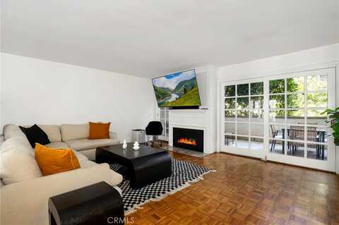 5327 Coldwater Canyon Avenue, Sherman Oaks, CA 91401