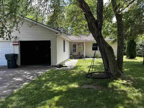416 E Bragg Avenue, Upland, IN 46989